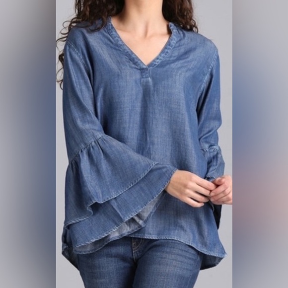 GAP Blue Ruffled Bell Sleeve Blouse - Picture 1 of 5